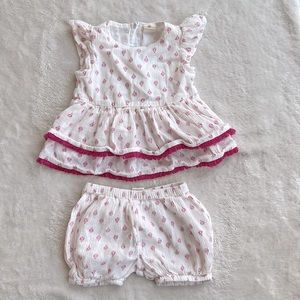 Tucker Tate top and shorts outfit